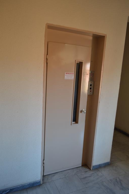 Tobacco Warehouse Apartment 卡瓦拉 外观 照片